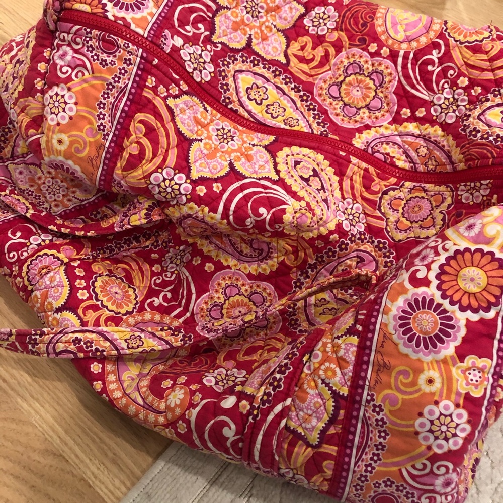 Vera Bradley large travel bag